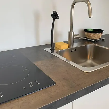 Le petit loft - Studio - WIFI - Coeur de ville - Parking Pont-lʼAbbé Extérieur photo