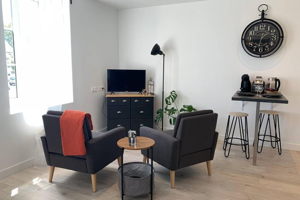 Appartement Le Petit Loft - - Wifi - Coeur De - Parking *