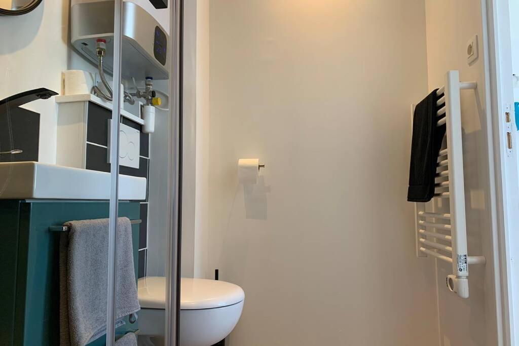 Appartement Le Petit Loft - - Wifi - Coeur De - Parking Pont-lʼAbbé